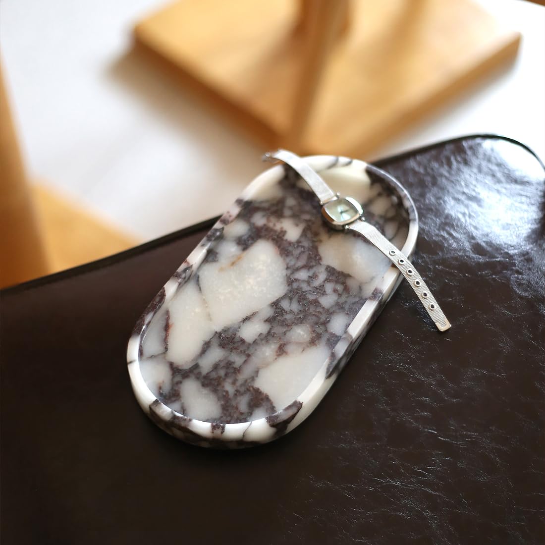 FutureStone Calacatta Viola marble tray highlights natural grain