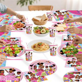 Fuyhiuous Gracies utensils provide safe, lightweight dining for kids.
