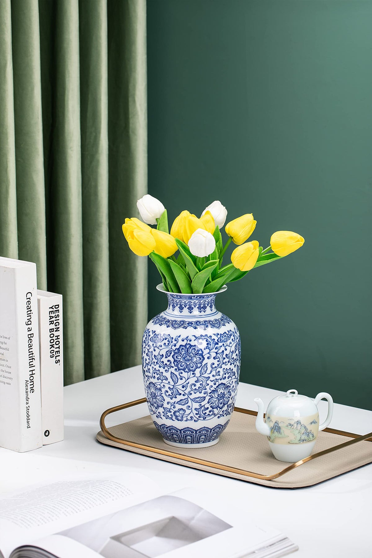 GaLouRo 9-inch vase suited for display in living rooms or offices.