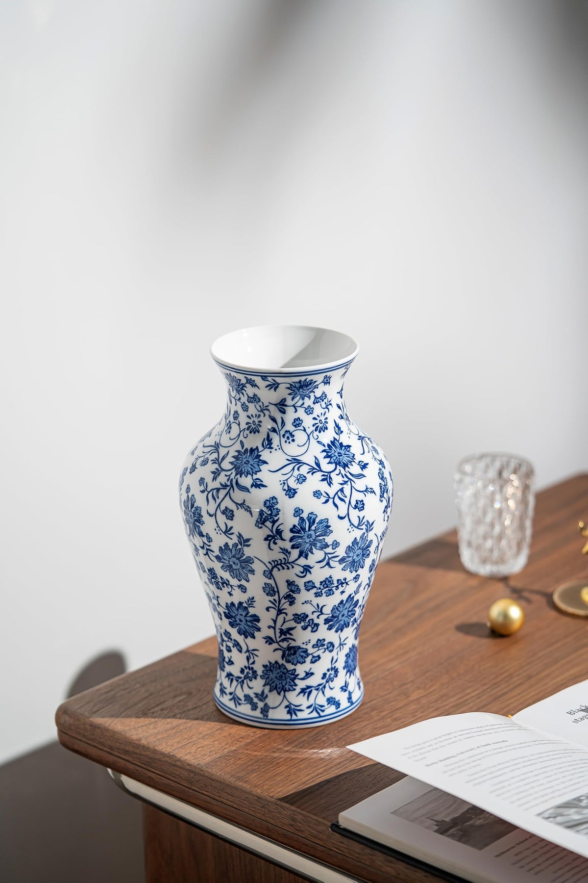 GaLouRo blue and white ginger jar vase for refined tabletop decor