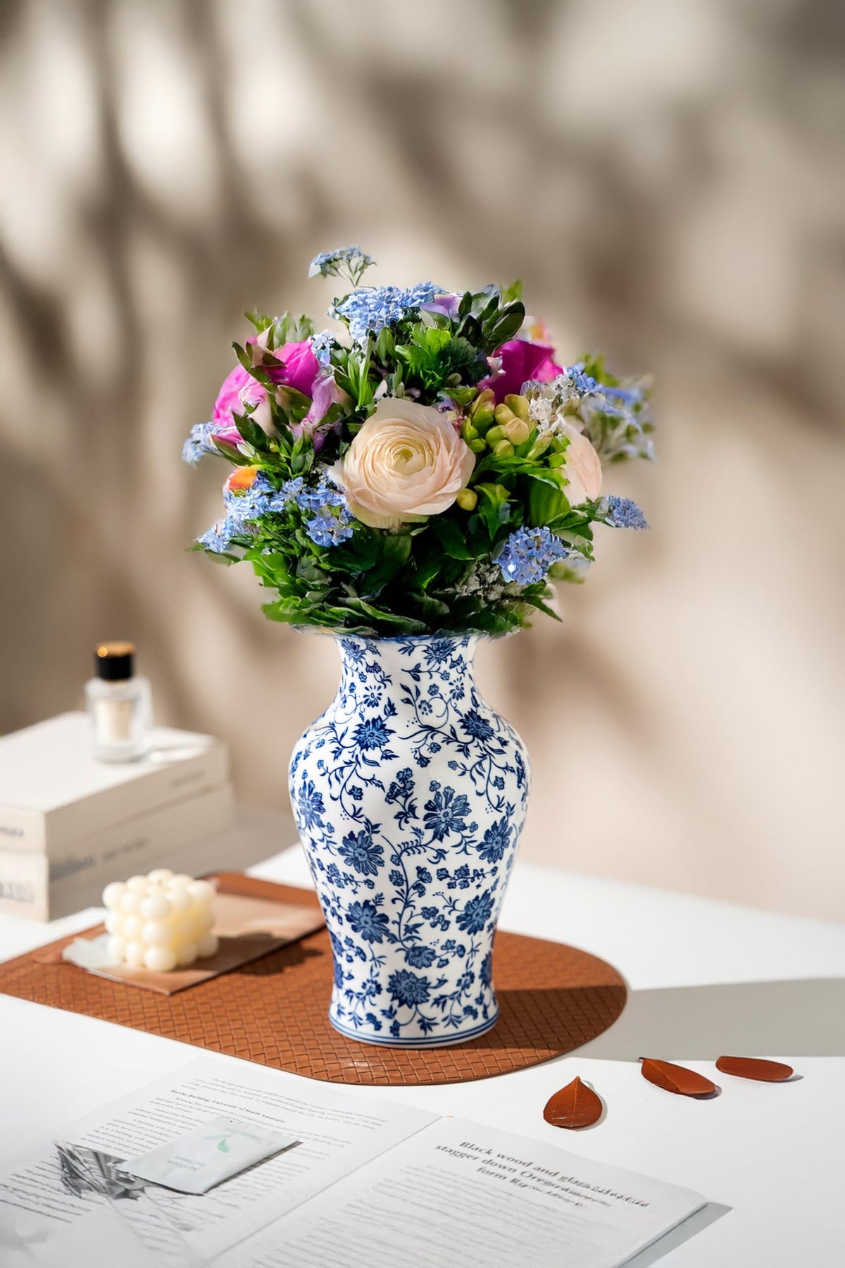 GaLouRo chinoiserie vase with intricate pattern adds timeless elegance