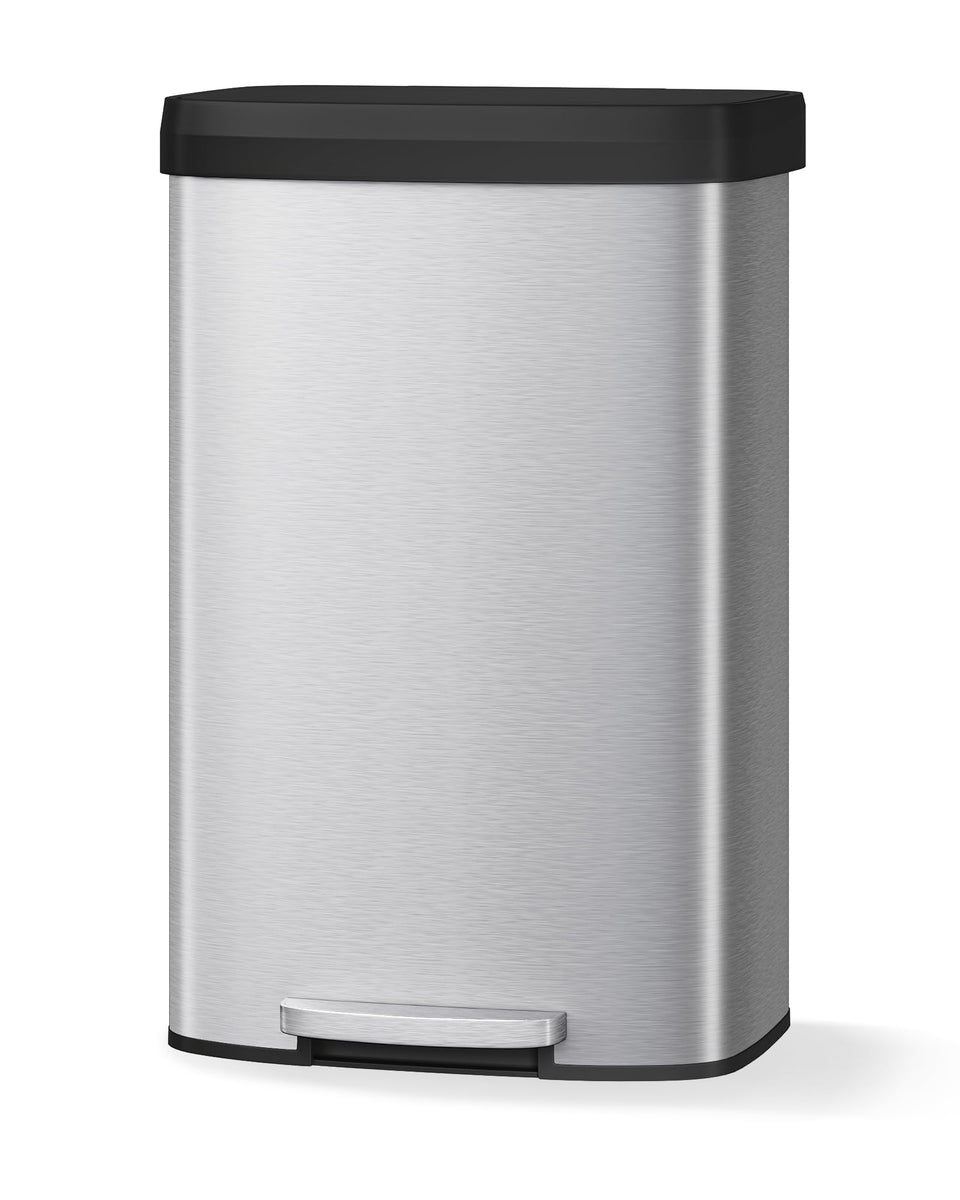 Garvee 21 gal stainless steel trash can with lid, fingerprint-resistant finish for easy cleaning.