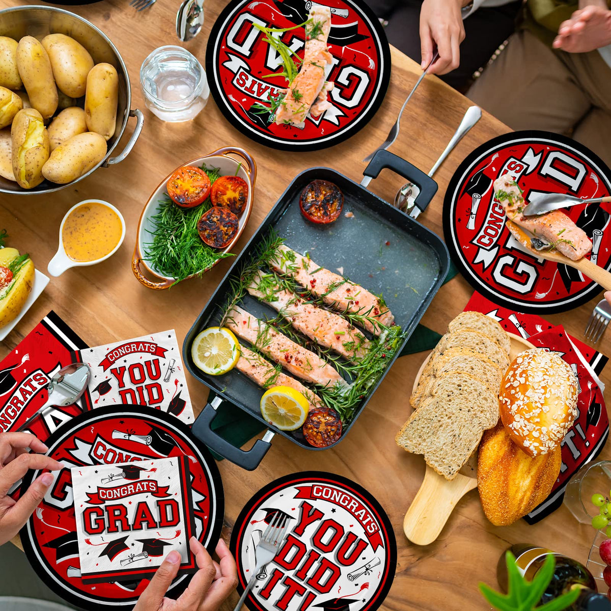 Gatherfun graduation plates edge black ring design for a cohesive formal look