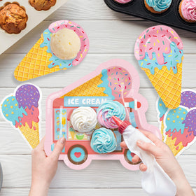 Gatherfun ice cream cups (9oz) convenient for serving drinks and desserts.
