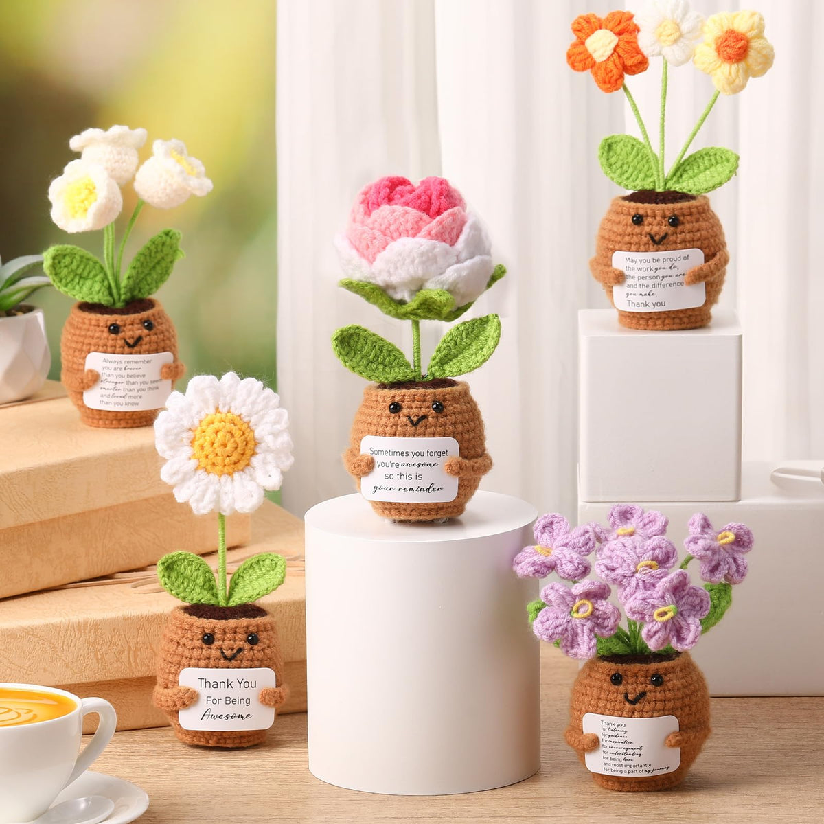 Geelin crochet-daisy flower pot enlivens shelves with sunny vibes