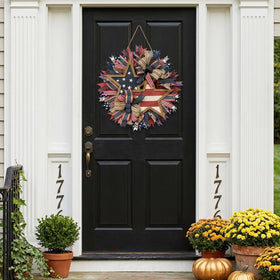 Generic Memorial Day and Independence Day wreath for seasonal celebration.