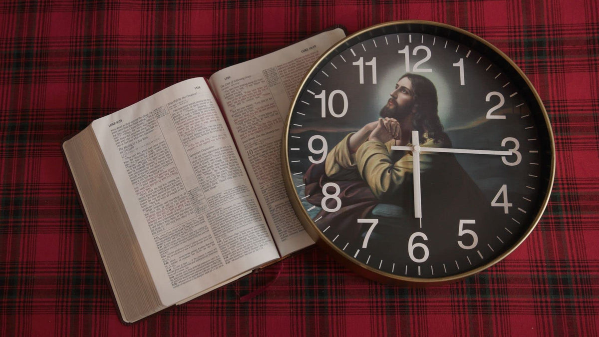 Generic Prayer Clock gift-packaging presentation supports thoughtful Christian gifting