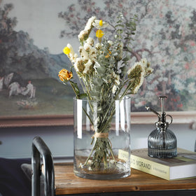 Generic sturdy glass vase seen from the side highlighting durability.