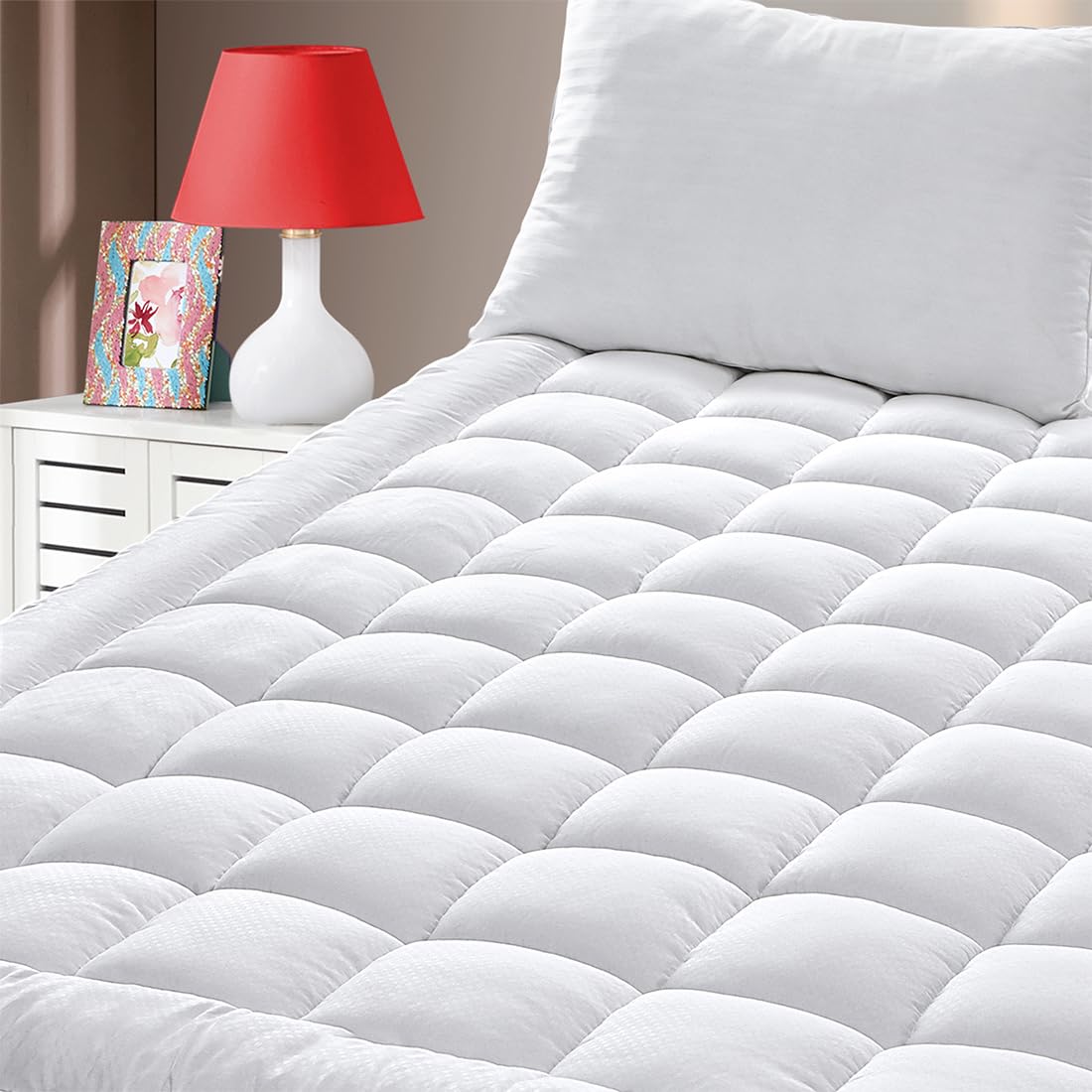 GERHOME King Size quilted mattress pad cover with deep pocket for a secure, slip-free fit.