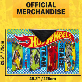 Get Trend Hot Wheels gift towel set for car-loving boys.
