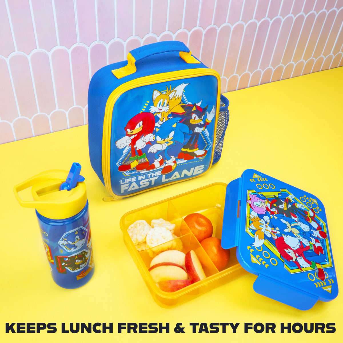 Get Trend Sonic soft-touch finish adds playful, easy-open appeal for little hands.