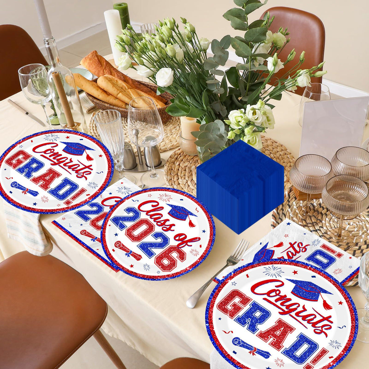 Ghokawu 7-inch graduation plates for snacks and desserts at the celebration
