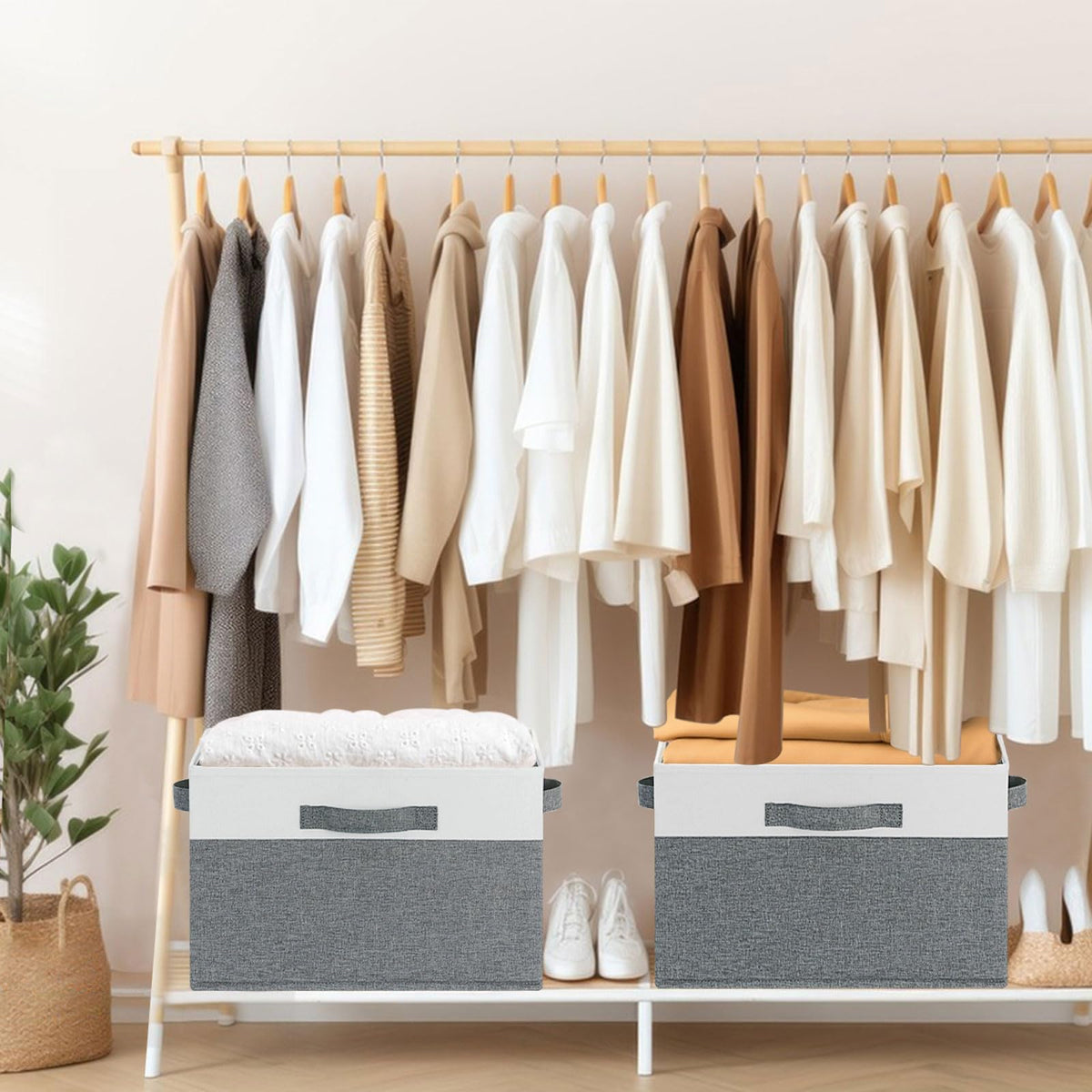 GhvyenntteS foldable closet storage bin with bottom panel ready for quick setup.