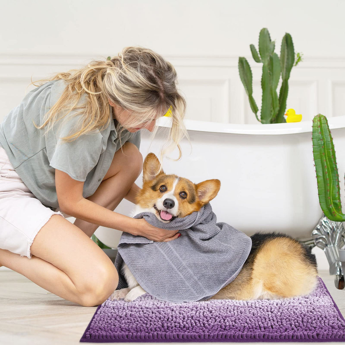 Gibelle rug sizes 16x24 and 20x32 for versatile placement.