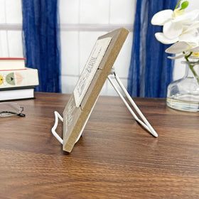 Gibson Holders easel ideal for photos, art, or signs