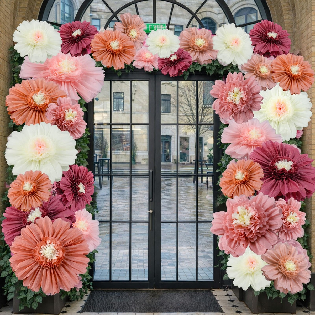 Giegxin pink 9.8-inch giant flower adds subtle focal points to decor.