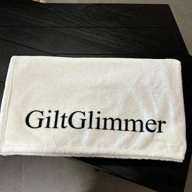GiltGlimmer Gift-ready Aunt Blanket for holidays and birthdays.