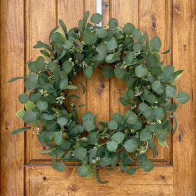 GinzeTop indoor-outdoor greenery wreath suitable for walls and windows