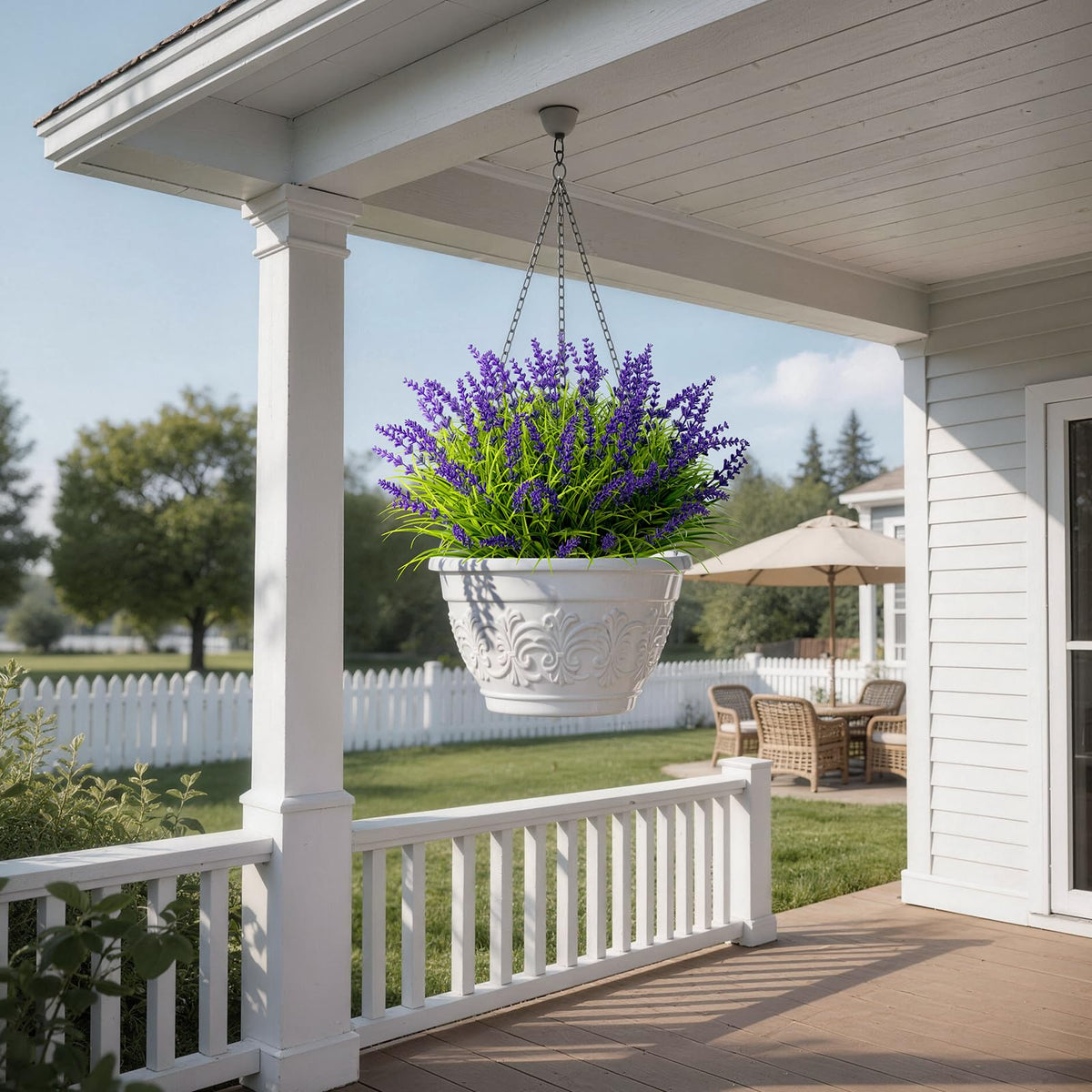 Gipsot adjustable stems simplify DIY arrangements and container setups.