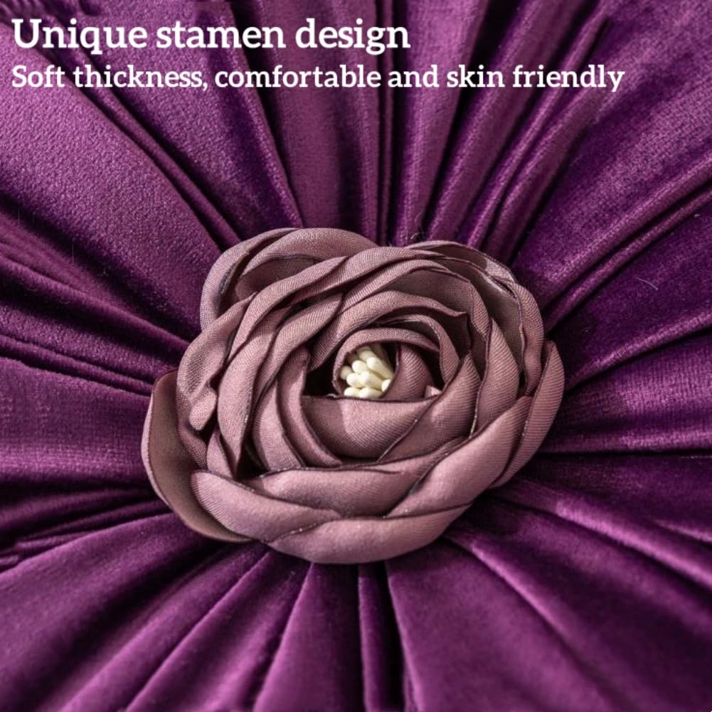 GKWW flower pillow front stamen detail highlights focal point