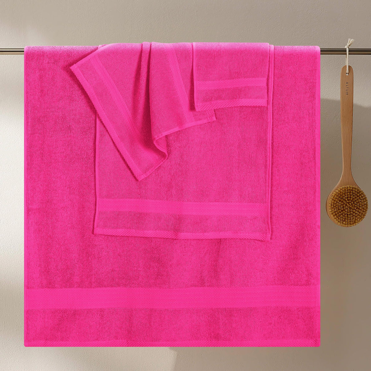 GLAMBURG Ultra Soft hand towel 16x28, everyday comfort and absorbency.