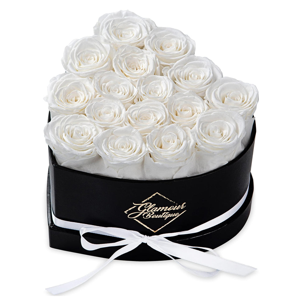 GLAMOUR BOUTIQUE heart box roses closeup for gifting