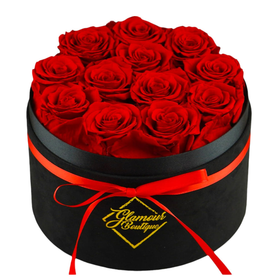 GLAMOUR BOUTIQUE preserved roses in Velvet Black box create a lasting romantic keepsake.