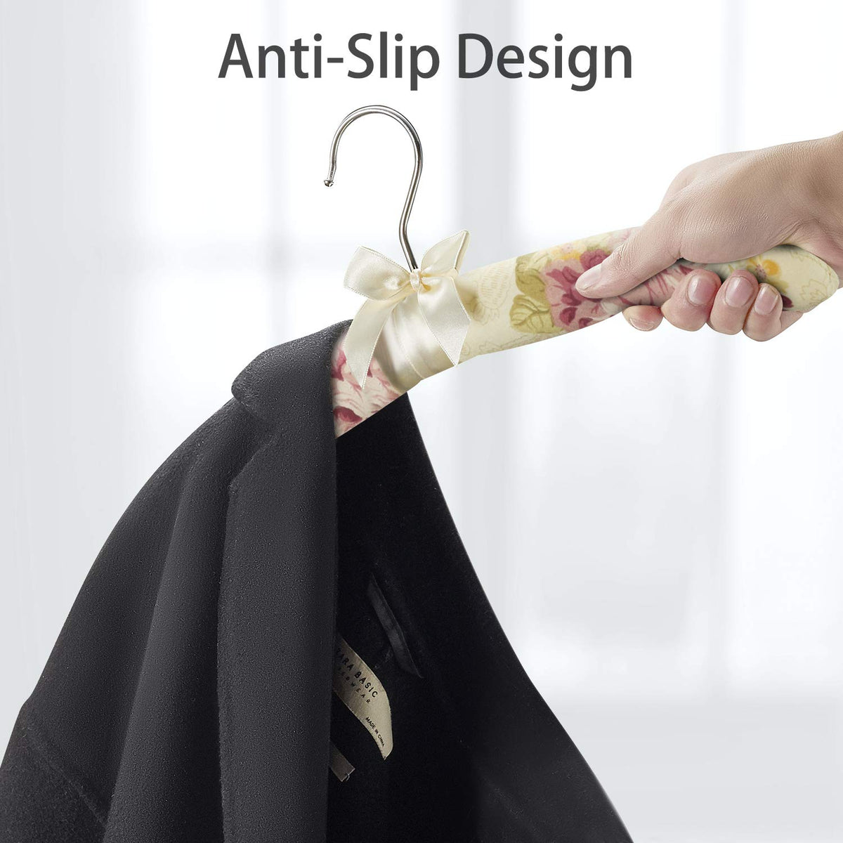 GLCON cotton fabric cover detail on padded hanger surface
