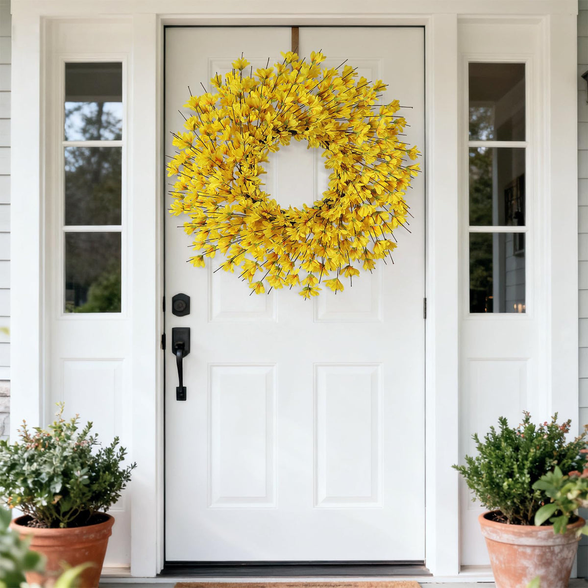 GLIDLION 24-inch yellow forsythia wreath complements walls and mantels with vibrant texture.