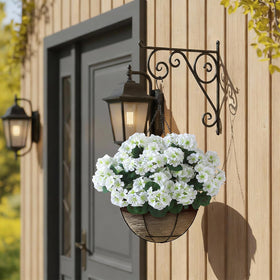 GLIDLION premium silk material with realistic texture on geranium blossoms.
