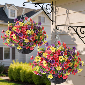 GLIDLION hanging-basket set with artificial flowers and eucalyptus for year-round color.