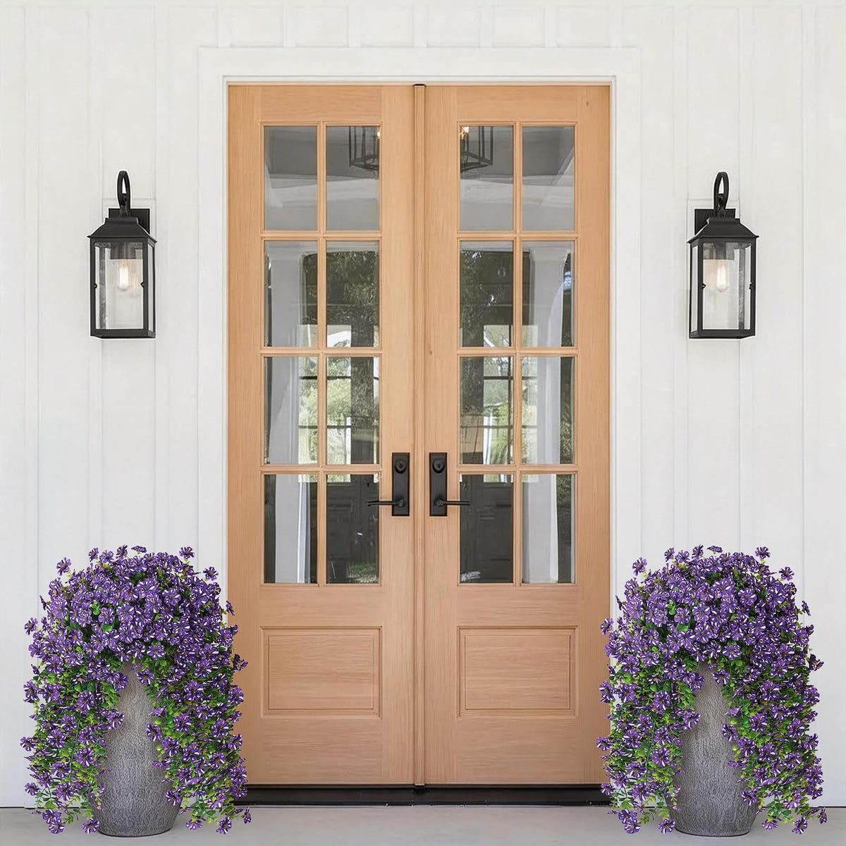 GLIDLION maintenance-free design saves watering and pruning time.