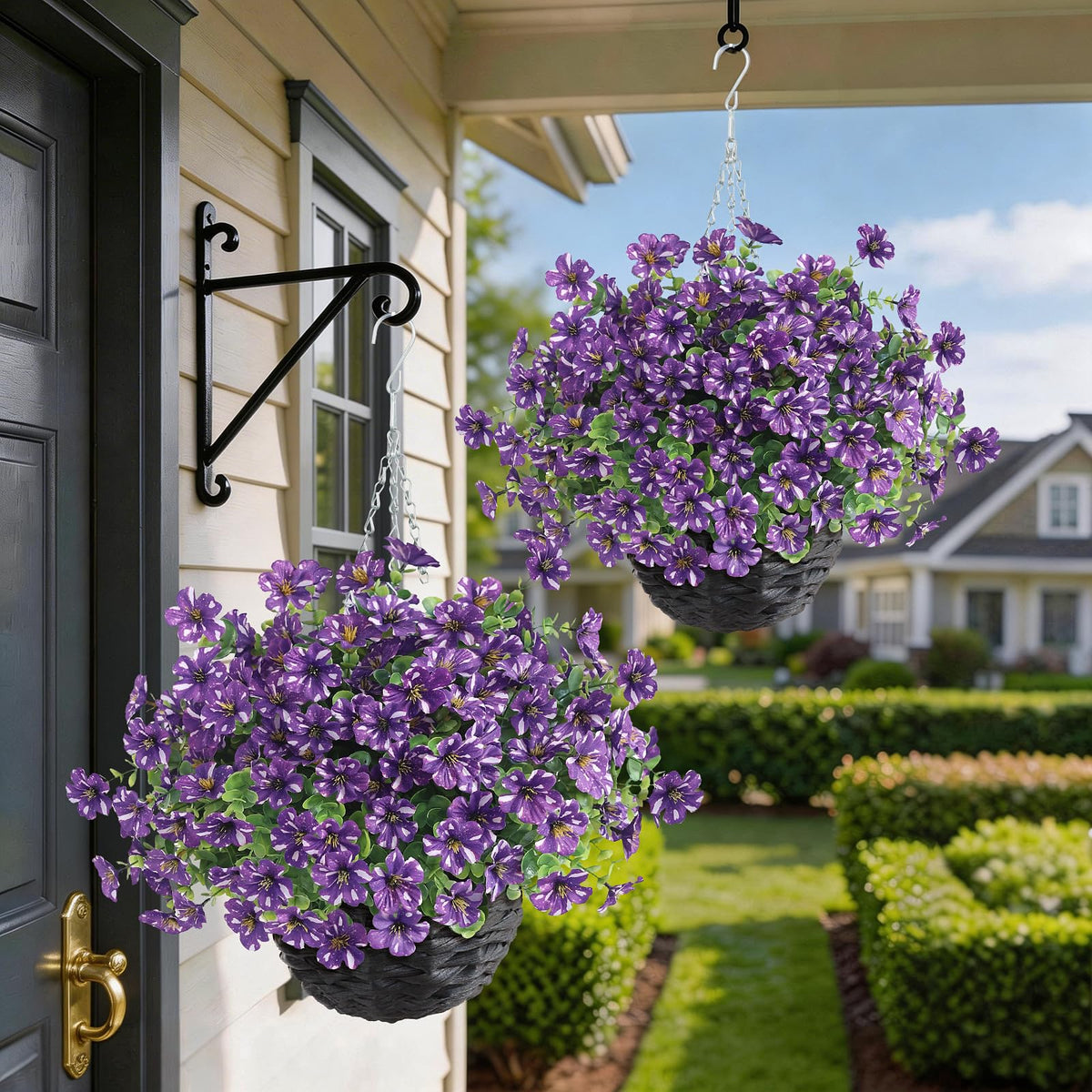 GLIDLION ready-to-use out-of-box decor simplifies setup.
