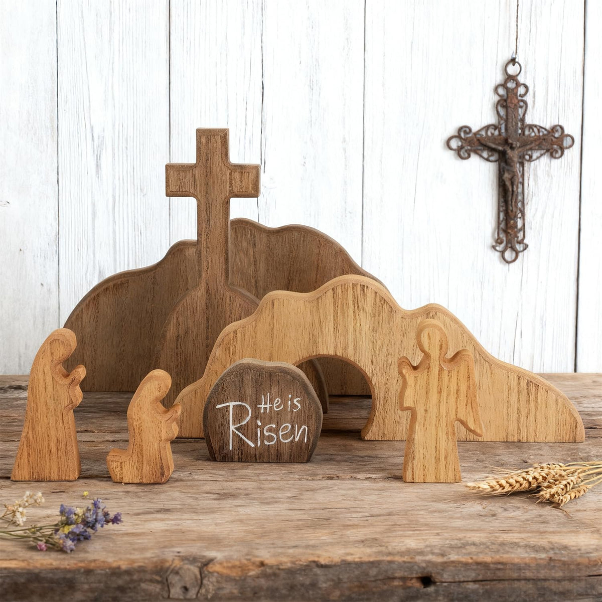 Glintoper faith-inspired resurrection design – wood carving adds a contemplative touch to any room
