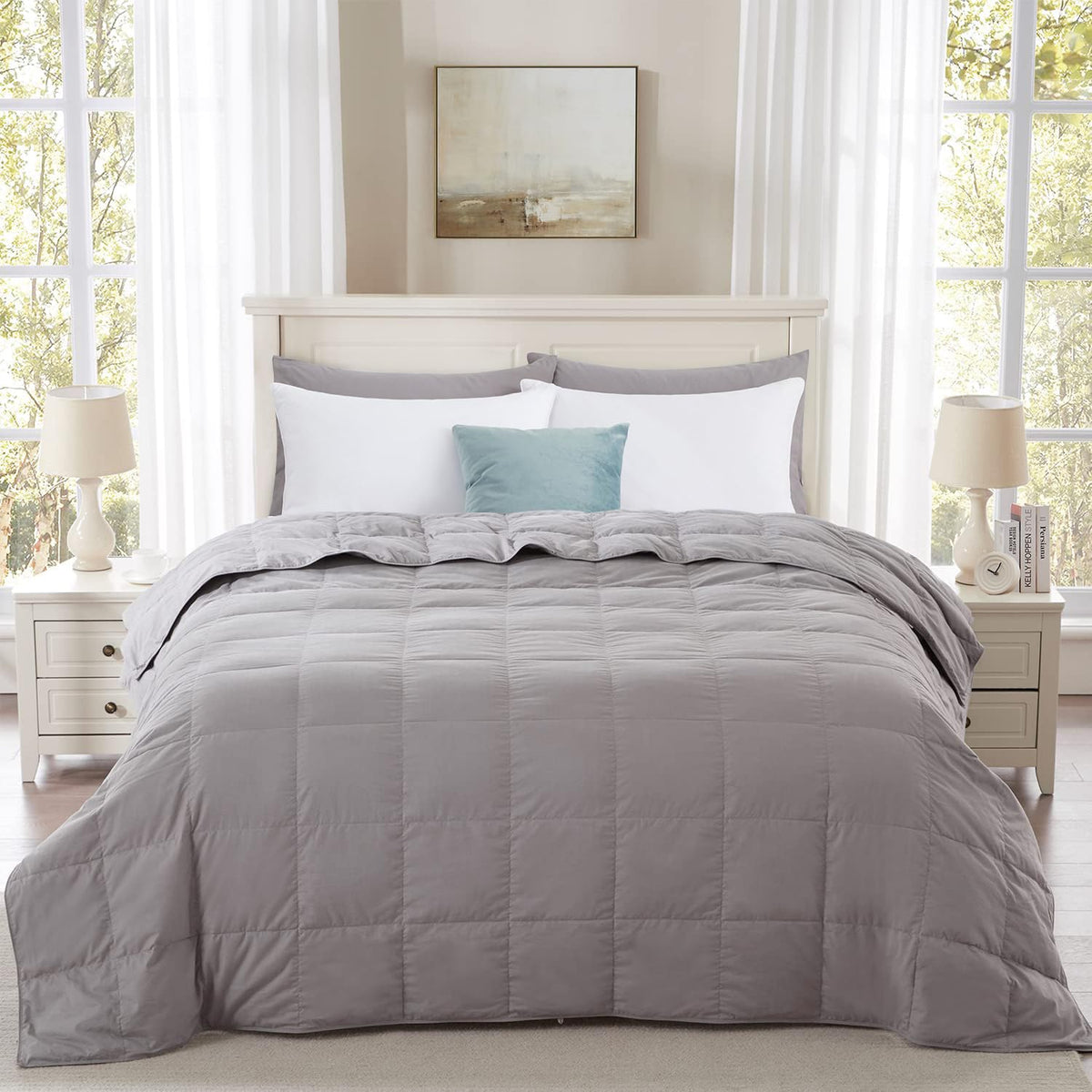 Globon Summer Down Blanket grey close-up shows ultra-light warmth for hot sleepers