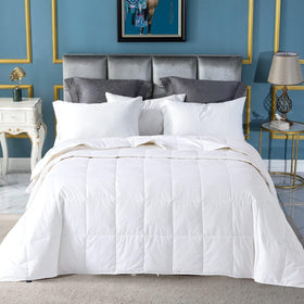 Globon Summer Down Comforter top view highlights airy design for hot sleepers.