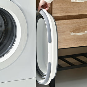 Goderewild portable dirty clothes bin doubles as a compact organizer.