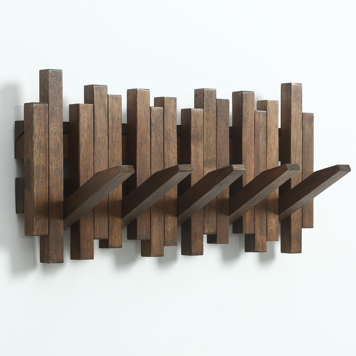 GOGREEBELL Natural Wood Wall Mounted Coat Rack shows elegant acacia grain for entryways.