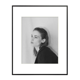 Golden State Art 16x20 frame with mat for versatile display of posters and photos.