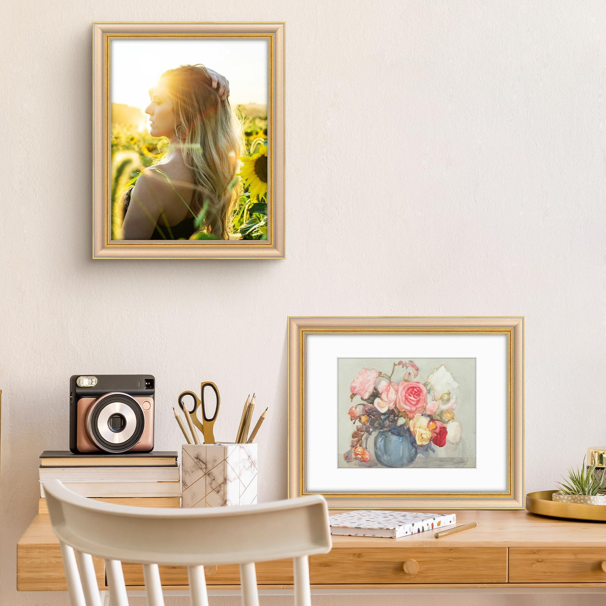 Golden State Art frame back with hooks and 360 rotating buttons.