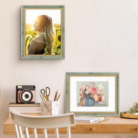 Golden State Art ornate frame back with hooks and 360 turn buttons for easy mounting.