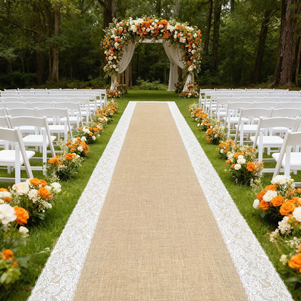 GoldenXin aisle runner with lace edge enhances ceremony ambiance.
