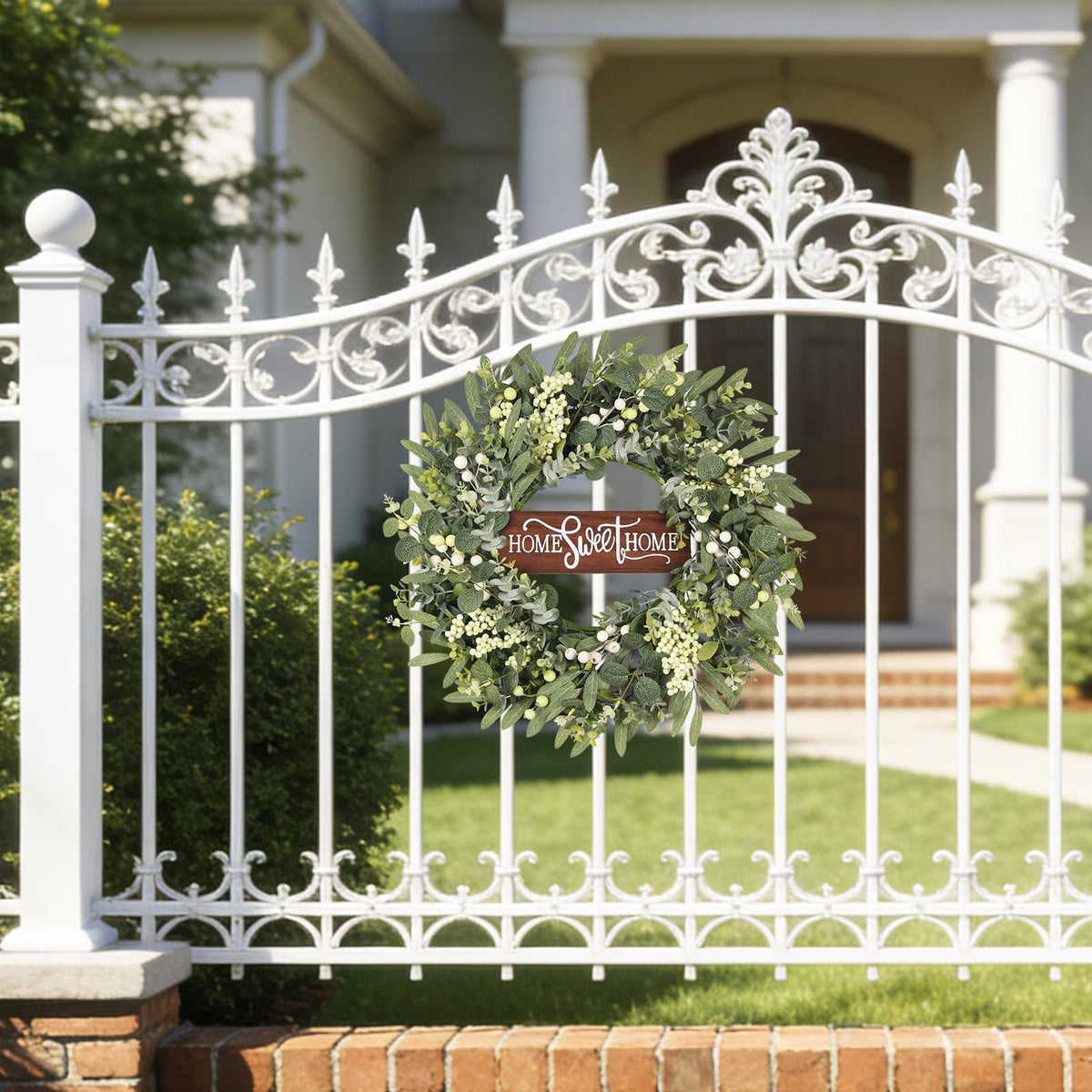 GOLUTYOK easy-to-clean artificial greenery maintains fresh look.