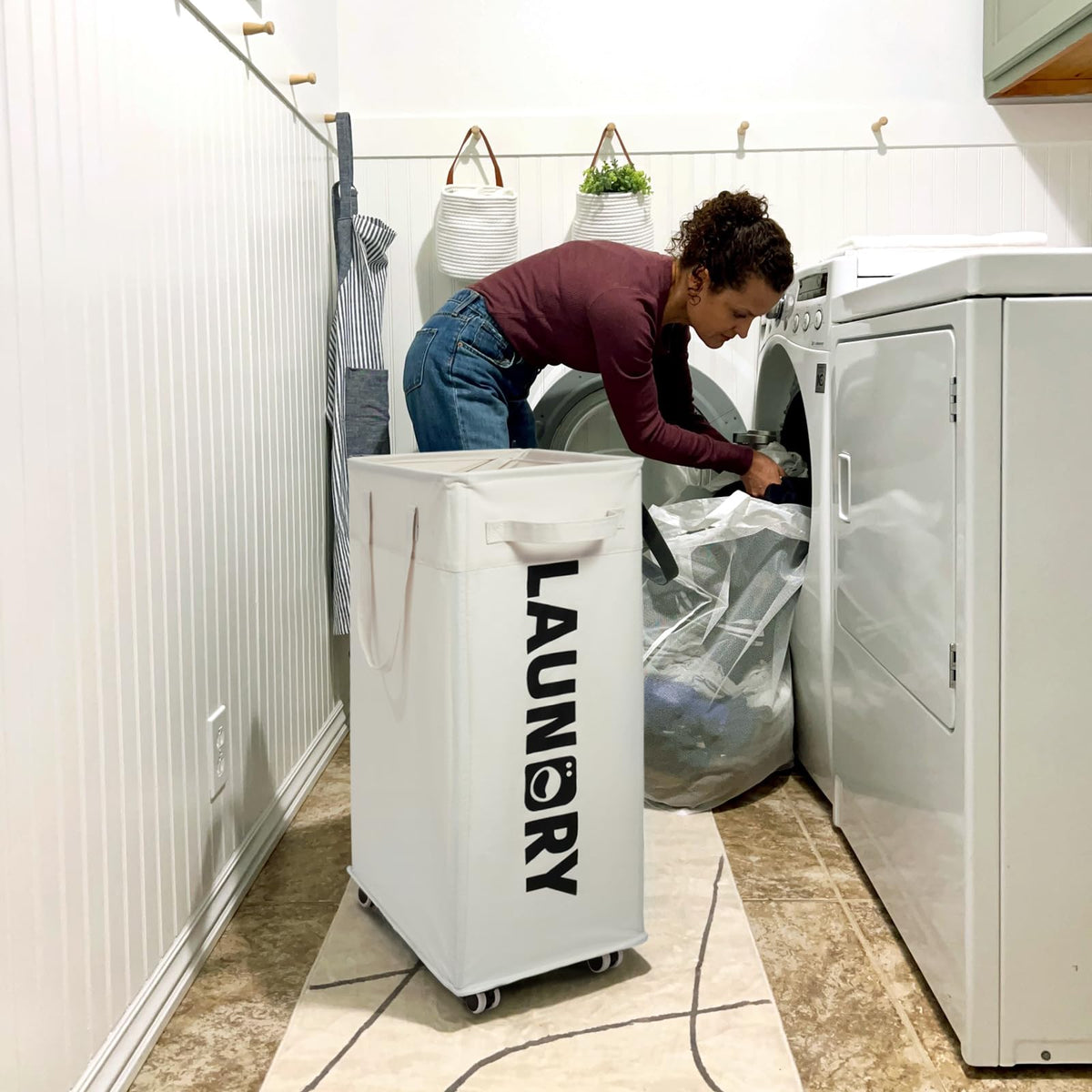 Goodpick 75L capacity accommodates clothes, shirts, pants, and underwear.