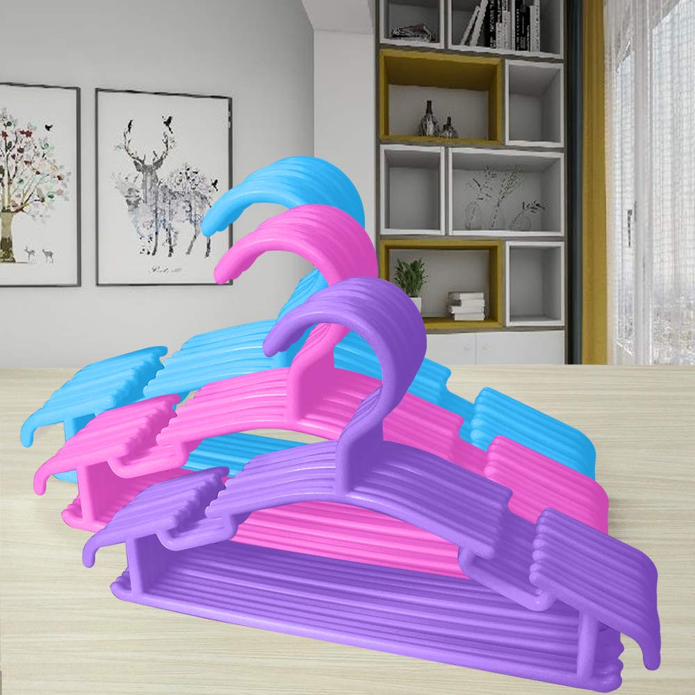 GoodtoU multi-use hangers keep kid closets tidy and accessible