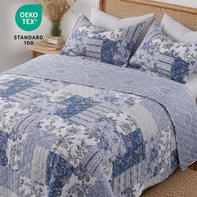 GOONE XL King Quilt Set resists pet hair and static for tidy bedding.