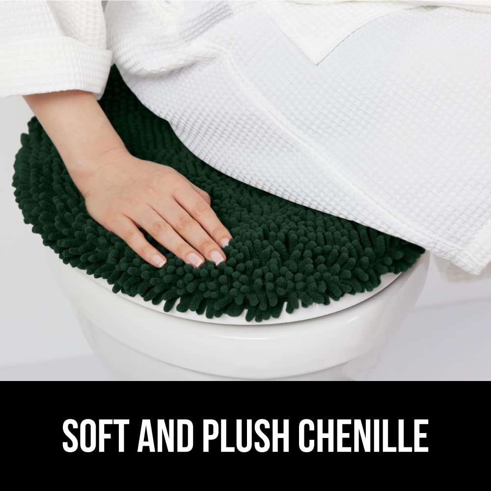 GORILLA GRIP elastic edges create a snug, secure fit