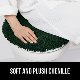 GORILLA GRIP elastic edges create a snug, secure fit