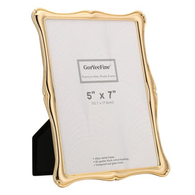 GorYeeFine memories framed for wall or desk display with durability.
