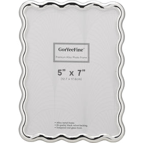 GorYeeFine silver 5x7 wave frame front displays memories with durable zinc alloy.
